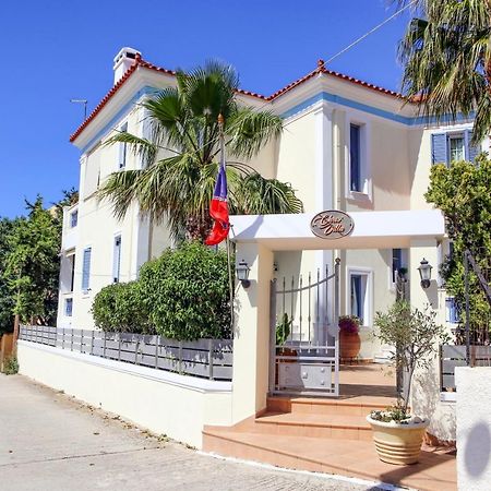 Chris Villa Perdika  Exterior photo